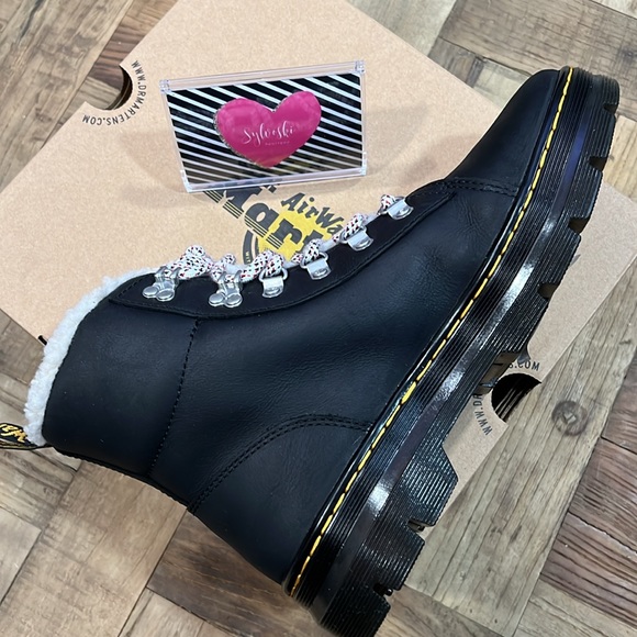 🔥 COMBS FAUX SHEARLING LINED CASUAL BOOTS NWT 🖤 - Picture 11 of 13